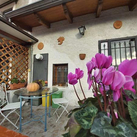 B&B Nonna Angela Albanella Exterior foto
